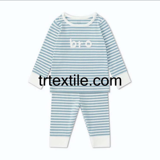 organic baby clothing product model 11 - trtextile.com image